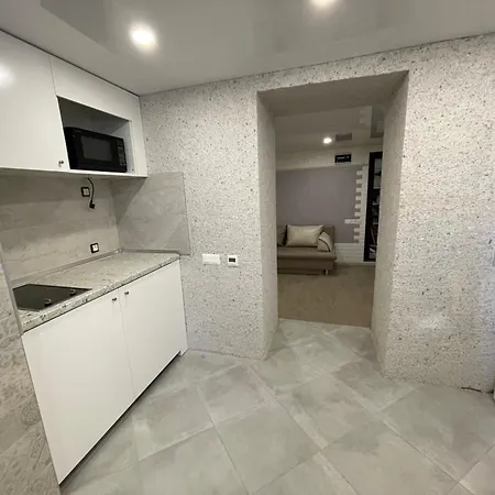 Studio Center Apartment